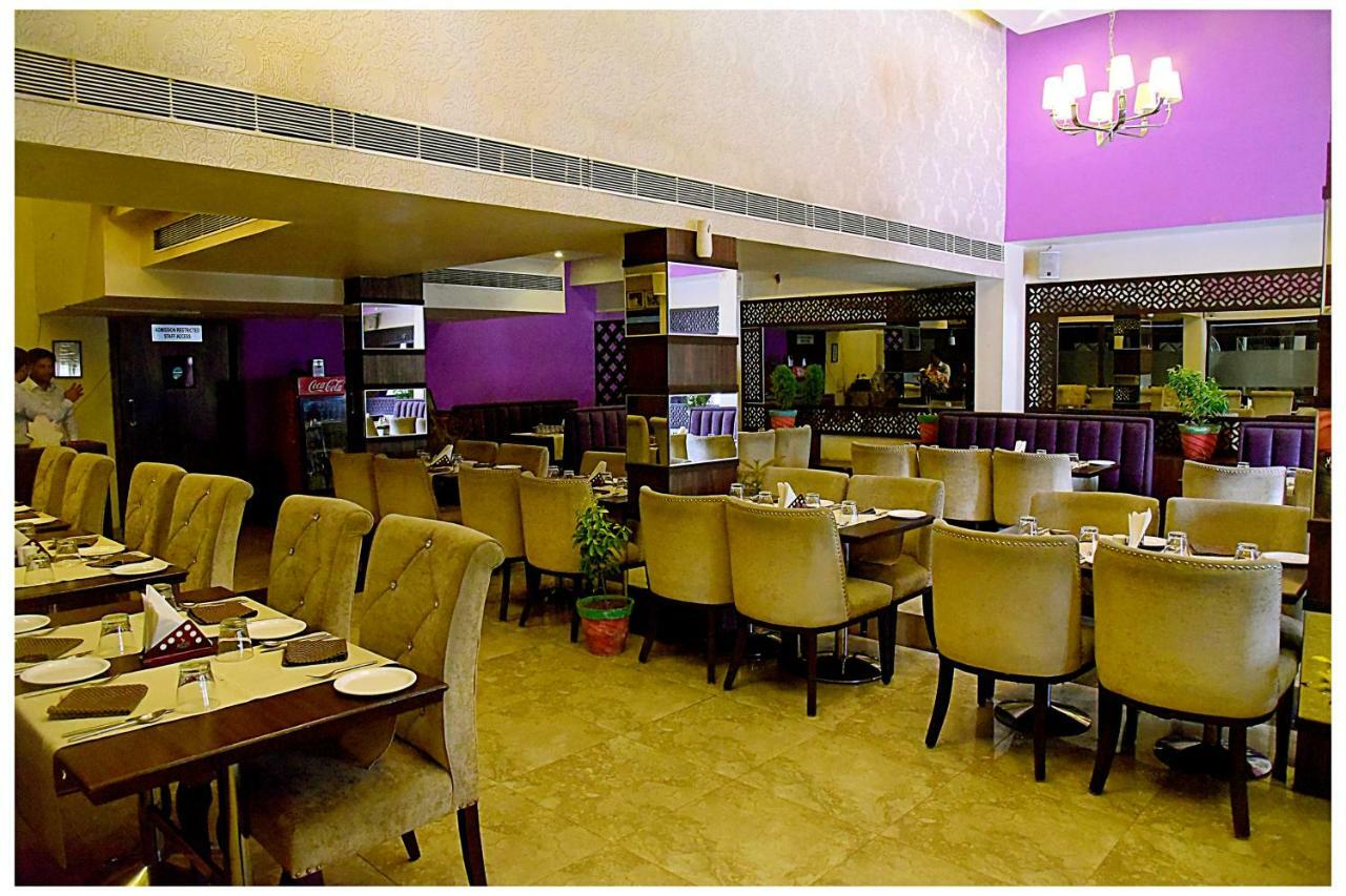 Hotel Midtown Grand Kota  Zewnętrze zdjęcie